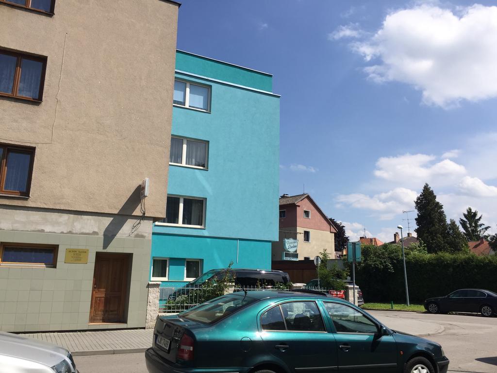 Penzion- Leslav チェスケー・ブジェヨヴィツェ エクステリア 写真