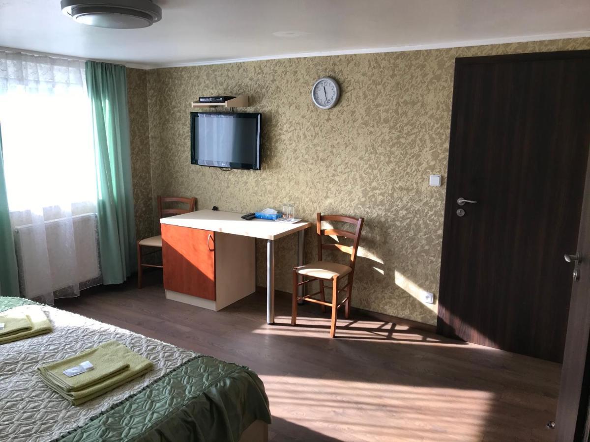 Penzion- Leslav チェスケー・ブジェヨヴィツェ エクステリア 写真