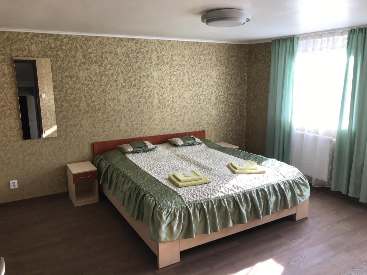 Penzion- Leslav チェスケー・ブジェヨヴィツェ エクステリア 写真
